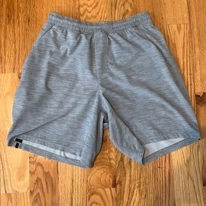 Lulu lemon 5 inch pacebreaker short